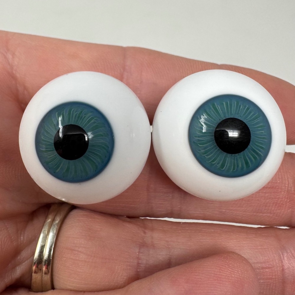 Vintage German Blown Glass Globe Doll Eyes Teal 20mm Kais Restoration BJD DIY